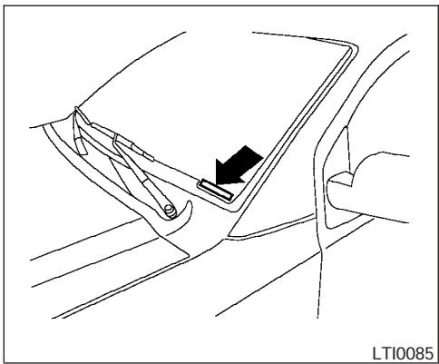NISSAN PATHFINDER 2006 - IDENTIFICATION DU VÉHICULE - 1