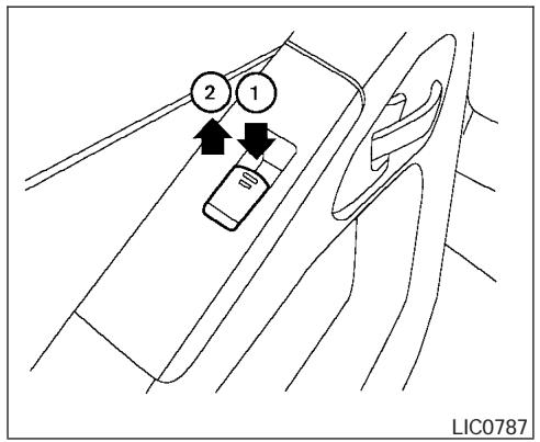 NISSAN PATHFINDER 2006 - Commande des glaces électriques du côte conducteur - 2