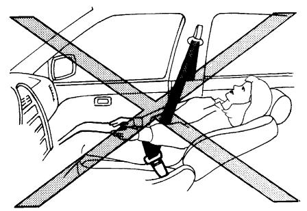 NISSAN QUEST 2001 - SIÉGES - 2