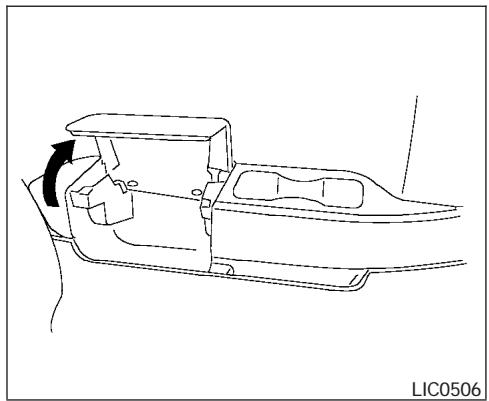 NISSAN QUEST 2004 - ATTENTION - 2