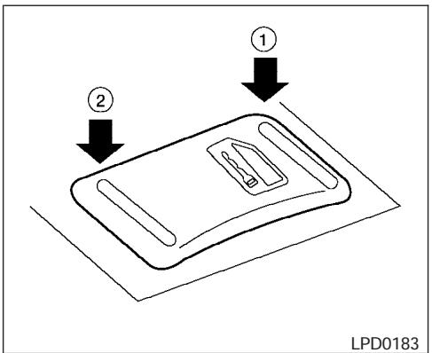 NISSAN QUEST 2005 - 3-4 Verifications et réglages avant le démarrage - 1