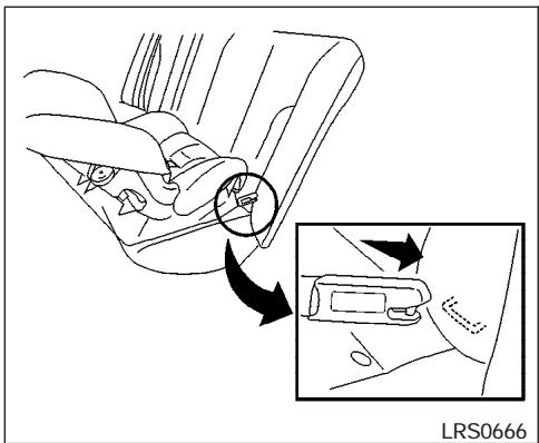 NISSAN QUEST 2007 - Dispositif de retenue orienté vers l'arrière, fixations montées sur une sangle - étape 3 - 1
