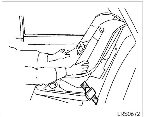 NISSAN QUEST 2007 - Dispositif de retenue orienté vers l'avant, fixations rigides - étape 3 - 2