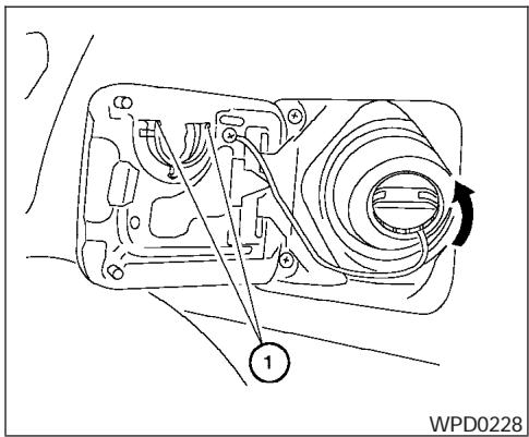 NISSAN SENTRA 2004 - FONCTIONNEMENT DU LEVIER D'OUVERTURE - 1