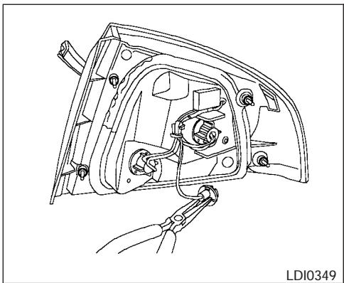 NISSAN SENTRA 2004 - Procedures de remplacement - 5