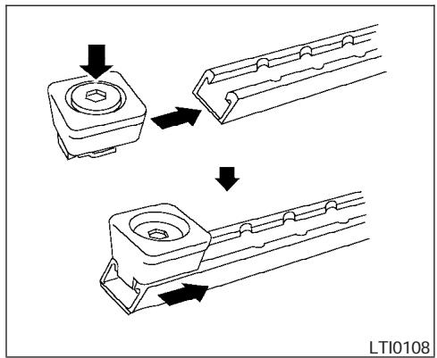 NISSAN TITAN 2004 - INSTALLATION DE LA PLAQUE D'IMMATICULATION AVANT - 2