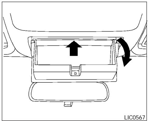 NISSAN TITAN 2004 - ATTENTION - 1
