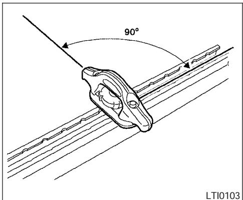 NISSAN TITAN 2004 - A VERTISSEMENT - 1