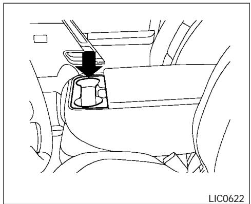 NISSAN TITAN 2004 - AVERTISSEMENT - 3