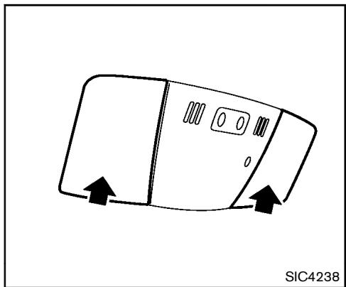 NISSAN 370Z 2012 - Si les vitres ne se ferment pas automatiquement - 1