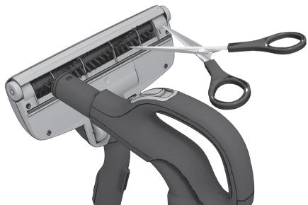 ELECTROLUX ULTRASILENCER USORIGINPR - Cleaning the AeroPro motorized nozzle - 4