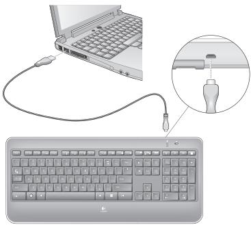 LOGITECH WIRELESS ILLUMINATED KEYBOARD K800 - Recharging the keyboard - 1