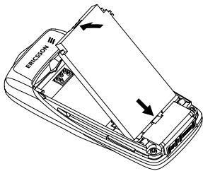 SONY ERICSSON T66 - Mise en place de la batterie sur votre téléphone - 1