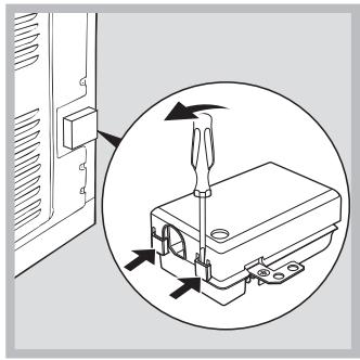 SCHOLTES CI 96I W - Montage du cordon d'alimentation - 1