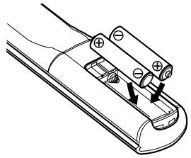 DENON DCD-SA1 - Insertion des piles - 2