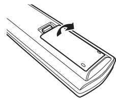 DENON RDC-M37 - Insertion des piles - 1