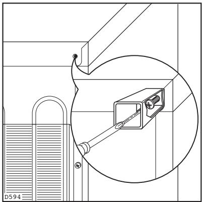 ZANUSSI ZA32Y - Fixation des entretoises arrière - 2