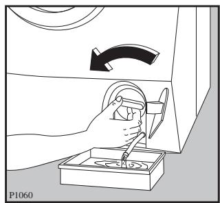 ZANUSSI ZWF-1650 - Pulizia della zona scarico - 2