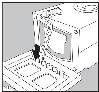 ZANUSSI ZWF-1650 - Si consiglia di conservare tutti i pezzi per rimontarli, qualora la macchina dovesse essere spostata di nuovo in futuro. - 3