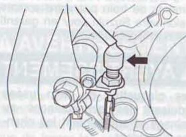 SUZUKI RV125 - Contacteur de feu-stop arrière - 1