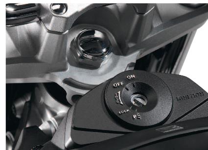 SUZUKI GSR600 - Roadster ascendant GSX-R. - 5