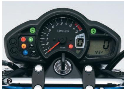 SUZUKI GSR600 - Look et technologie : un cocktail explosif. - 2