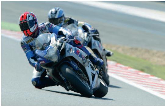 SUZUKI GSX-R1000 - Une Supersport fine comme une lame et tranchante comme un rasoir. - 3