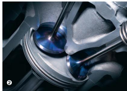 SUZUKI GSX-R1000 - Des performances de Superbike grâce à une technologie de pointe. - 4