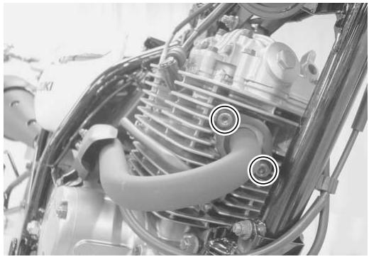 SUZUKI VANVAN 125 - Vérifier le chemin de fils. (7-11) - 1