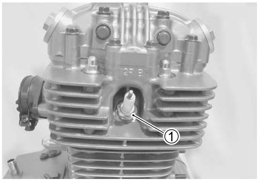 SUZUKI VANVAN 125 - Vérifier le chemin de fils. (7-11) - 3