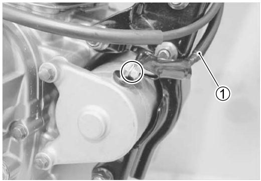 SUZUKI VANVAN 125 - DEPOSE Et REPOSE du moteur DEPOSE du moteur - 2