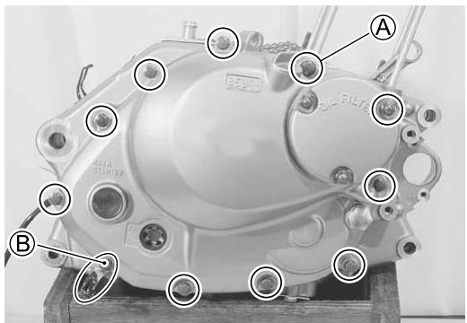 SUZUKI VANVAN 125 - Couvercle d'embrayage - 2