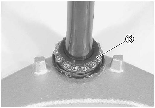 SUZUKI VANVAN 125 - 09940-14911: Clé à écrou de colonne de direction - 3