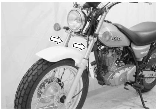 SUZUKI VANVAN 125 - Boulons du TUYAU d'echappement et boulons de fixation du silencieux d'echappement - 3