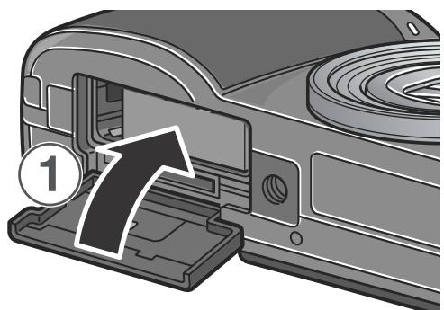 RICOH GR DIGITAL - L'insertion d'une carte mémoire SD - 3