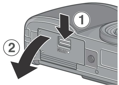 RICOH GR DIGITAL - L'insertion d'une carte mémoire SD - 1