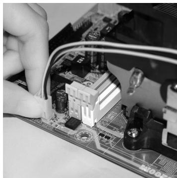 MSI 880GM-E41 - Installation du CPU et son ventilateur - 8