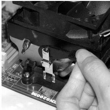 MSI 880GM-E41 - CPU &amp; Cooler Installation - 6