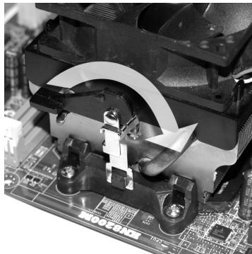 MSI 880GM-E41 - CPU &amp; Cooler Installation - 7