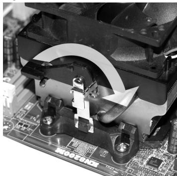 MSI 880GM-E41 - CPU & Kühler Einbau - 7