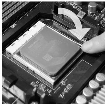 MSI G52-76601X7 - Installation du CPU et son ventilateur - 4