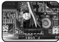 GIGABYTE SUMO 5112 - 1 × eSATA, 2 × USB 2.0, 1 × IEEE 1394 and 1 × jeu audio (HD et AC'97) - 5