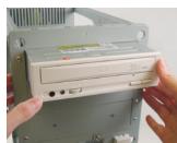 GIGABYTE GA-990FXA-UD7 - Instaliranje IDE i SATA uređaja - 1