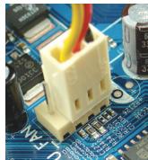 GIGABYTE GA-990FXA-UD7 - Connecting Peripherals - 5