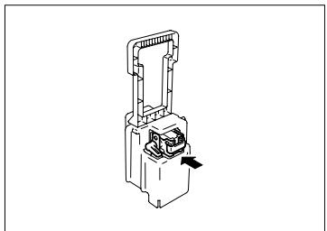 KONICA MINOLTA DI620 - Enlever le serrage papier dans l'agrafeuse - 9