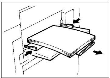 KONICA MINOLTA DI620 - Utilisation du plateau d'introduction manuelle - 2