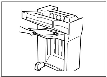 KONICA MINOLTA DI620 - Remplacer la cartouche d'agrafes - 21