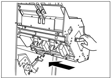 KONICA MINOLTA DI750 - Remplissage d'agrafes - 9