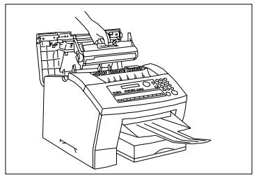 KONICA MINOLTA MF1600E - Remplacement de I'unité de cylindre - 2
