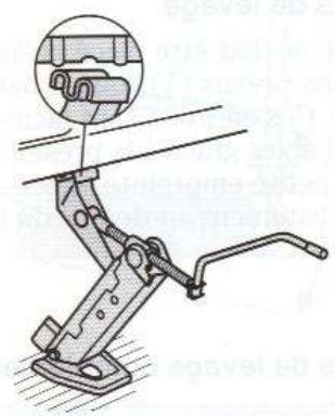 FORD PUMA - Remplacement d'une roue - 3